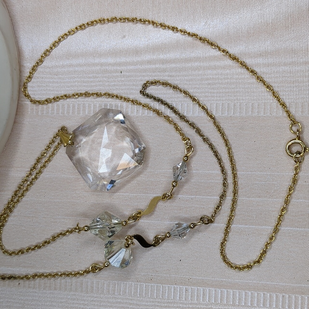 Faceted Clear Crystal Pendant Necklace Gold Tone Rhinestone Elegant Classic